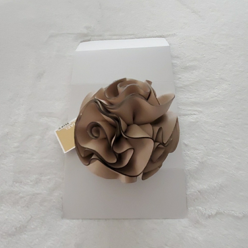 Michael Kors Rosette Bag Charm/Key Chain